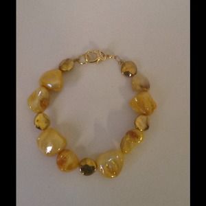 Yellow shell bracelet