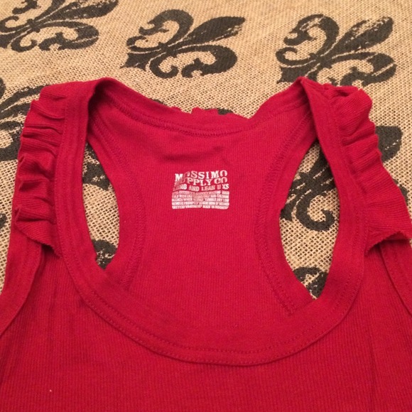Red Tank - Picture 2 of 2