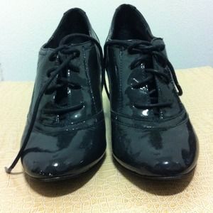 Patent leather Oxford