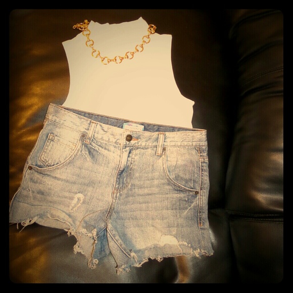 Distressed Cut off Shorts