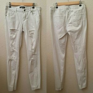 Distressed White Skinny Jeans