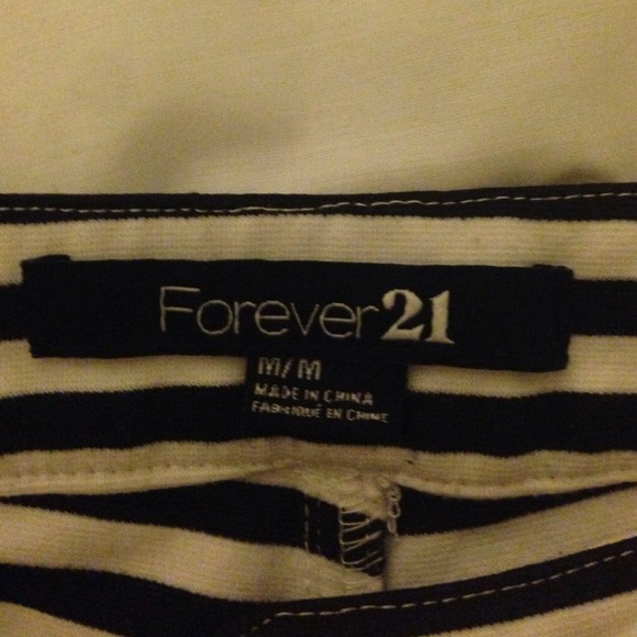 Black and white striped shorts! - Picture 3 of 3