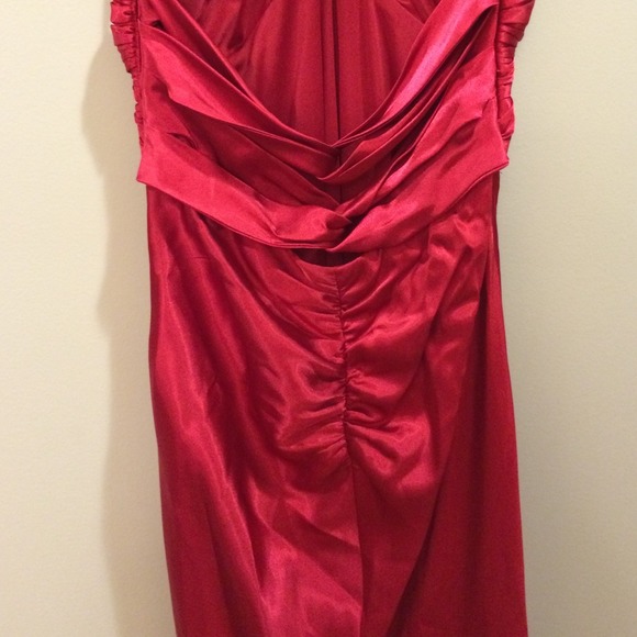 Red satin formal gown. Open Strappy back. - Picture 2 of 3