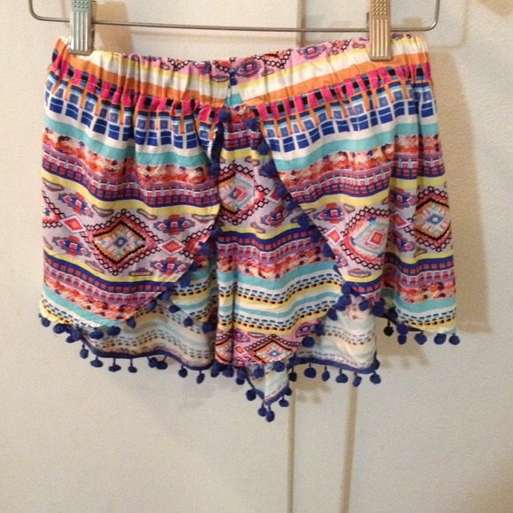 LF Pom Pom shorts