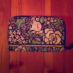 Vera Bradley "island blooms" wallet