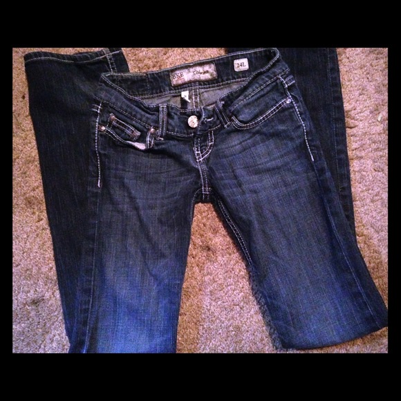 ⭐️BKE madison bling pocket jeans⭐️