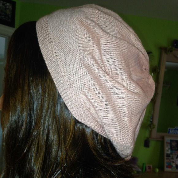 SOLD- Berets Bundle - Picture 2 of 4