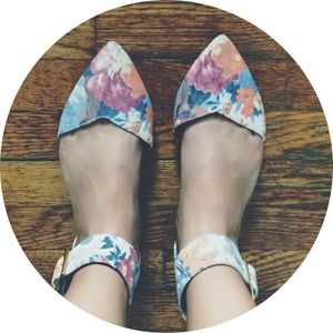 Forever 21 Shoes - Floral Pointed Toe Flats Forever 21 Shoes - Floral Pointed Toe Flats