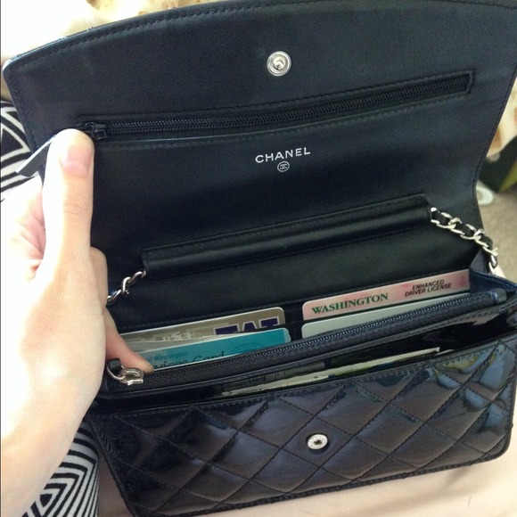 💰SOLD Chanel woc💰💸 - Picture 3 of 4