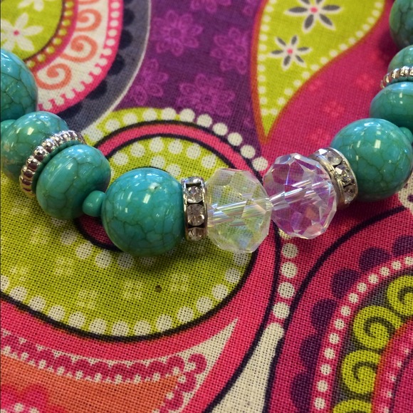 Turquoise Beaded Necklace - Picture 2 of 3