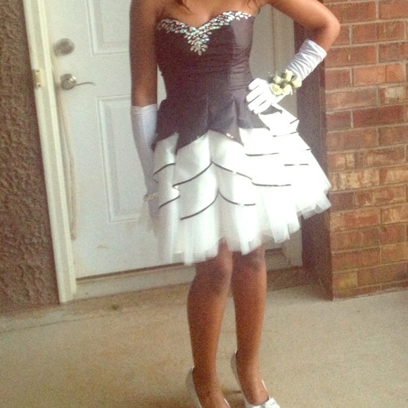 Formal occasion dress