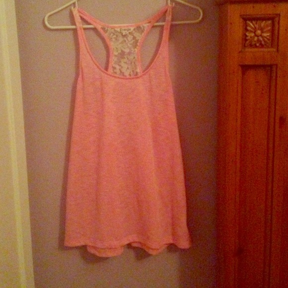 Laced back tank top