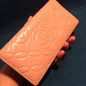 Camilla Luxury style Lamb Skin Tri-fold Wallet
