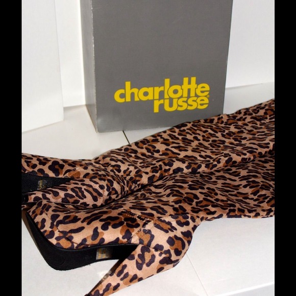 💢SOLD!! 💢 CHARLOTTE RUSSE BOOTS! 💥SOLD!💥 - Picture 3 of 4