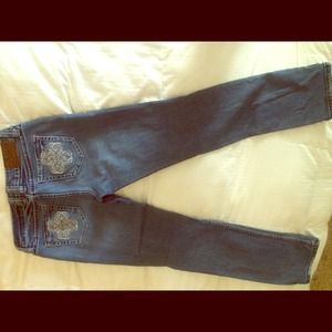 Women's jeans. Brand name-Adiktd. Straight leg.