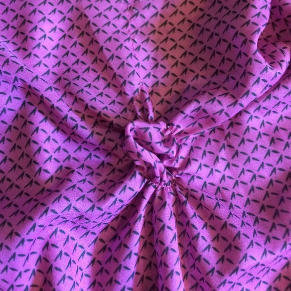 Bright pink patterned print top - Picture 2 of 3