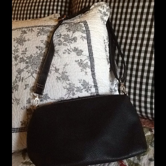 Blk med. size bag REDUCED‼️
