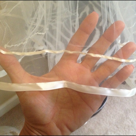 Ribbon Trim Veil - Picture 2 of 4