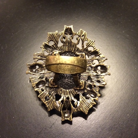 🚫SOLD🚫Stunning spider and skull ring - Picture 3 of 3