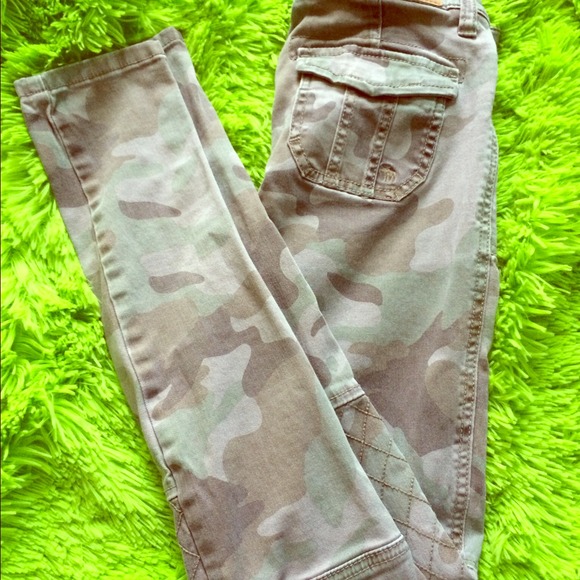 Camo pants high waisted
