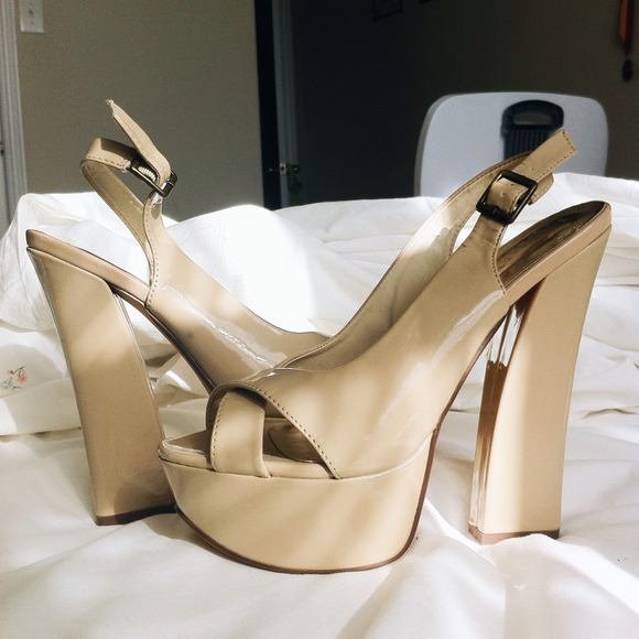 Forever21 Nude Heels