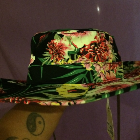 obey bucket hat floral