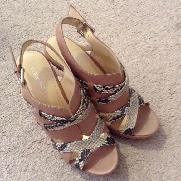 Brand new Calvin Klein snakeskin nude heels