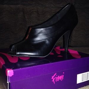 Fiona high heels