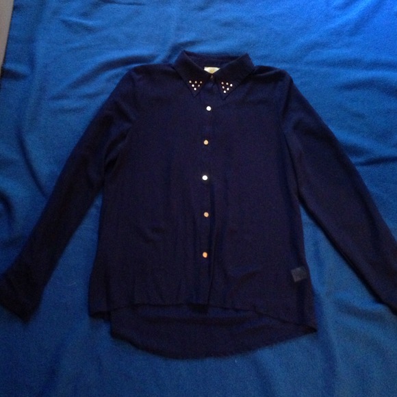 Long-sleeved Shirt