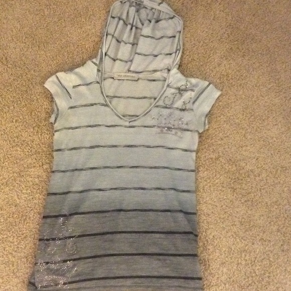 Hooded shirt with rhinestones