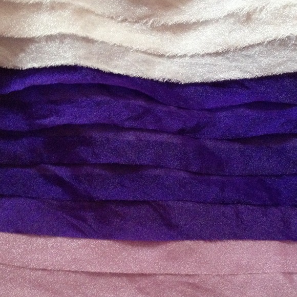 Purple color blocked skirt - Picture 3 of 3