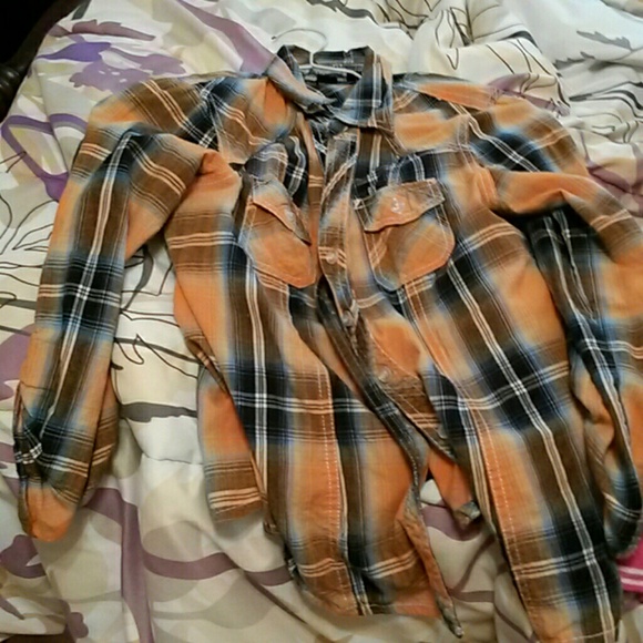 Shirt - Picture 2 of 2