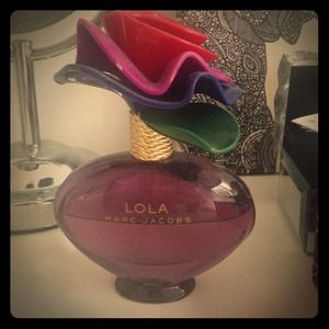 Marc Jacobs LOLA Perfume