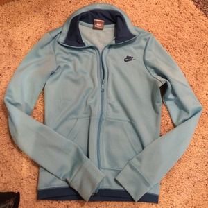 Nike sweatshirt