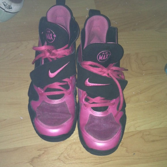Air max nikes size 4.5