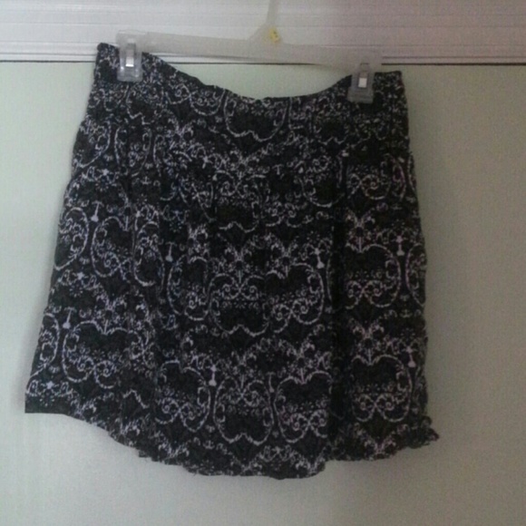 Pattern skirt - Picture 2 of 3