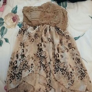 Strapless cheetah and crochet shirt