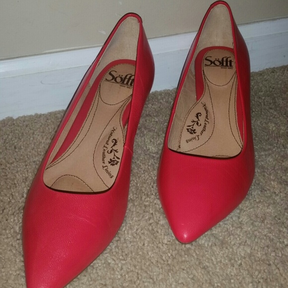 Sofft heels, coral color