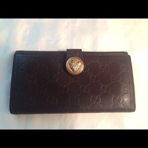 Authentic GUCCI wallet.