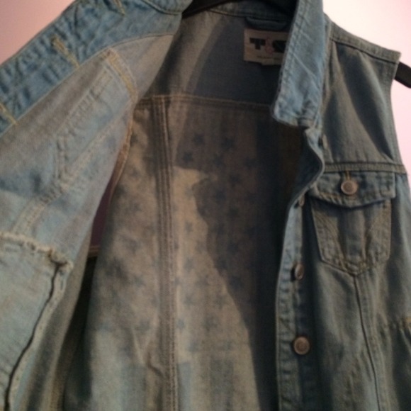 Denim vest - Picture 3 of 3