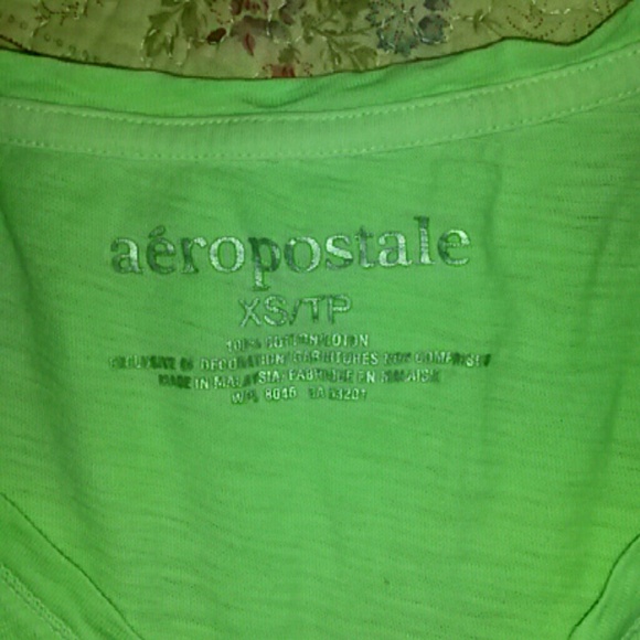 Mint green areopstale shirt - Picture 2 of 3