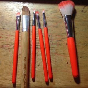 Sold!!! Makeup brushes