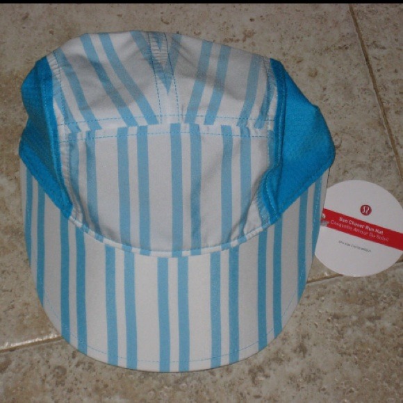 Lululemon Sun Chaser Running Hat NWT blue stripes