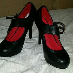 Mary Jane style shoe