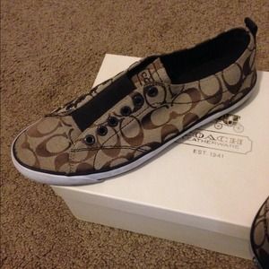 Size 9.5 Authentic Coach Sneakers