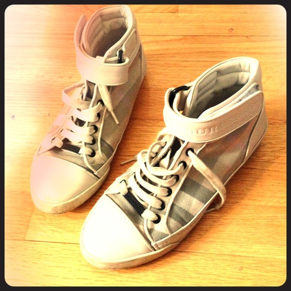 Burberry sneakers
