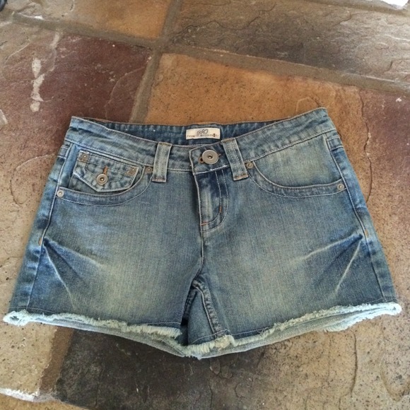 BNWOT high waisted jean shorts