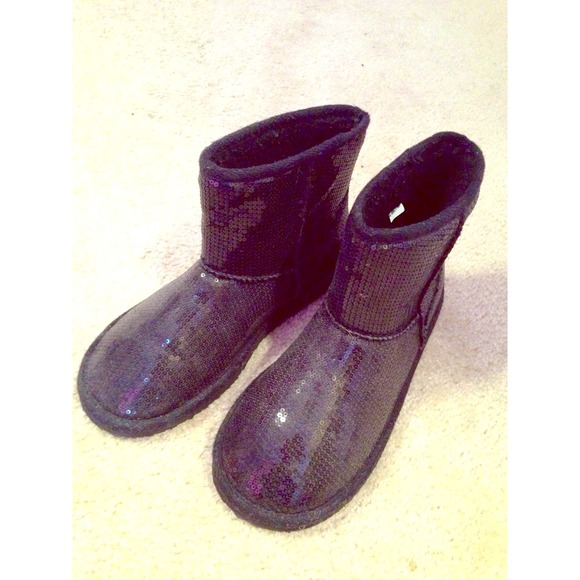 black sparkle boots