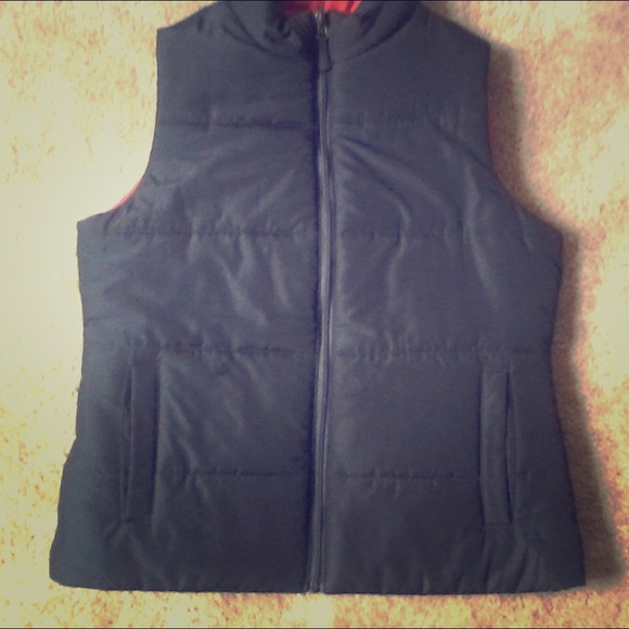 reversible red/blue vest