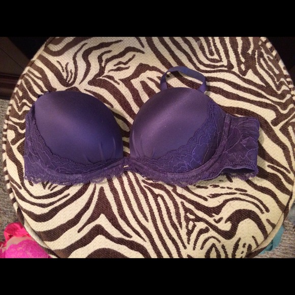 SOLD LIKE NEW! Victoria's Secret Fabulous 34b